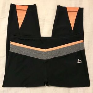 Black Cropped Leggings